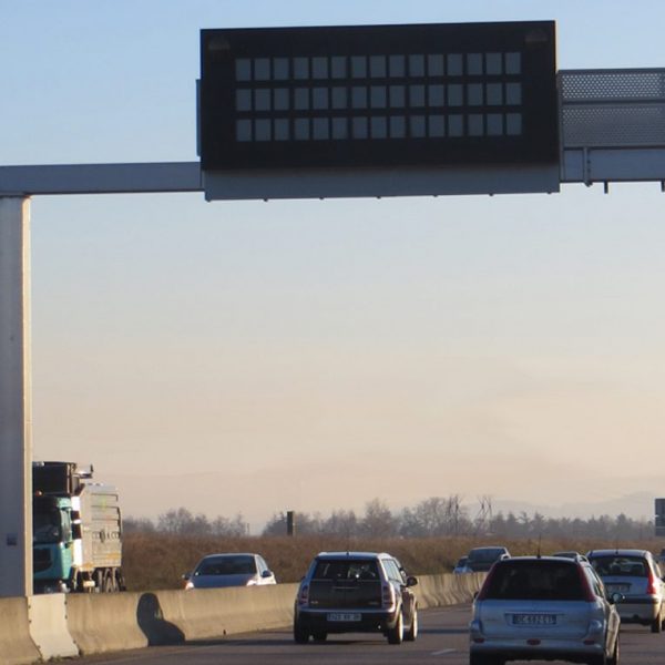 Rénovation des panneaux à messages variables de l’A43 Maurienne – SFTRF